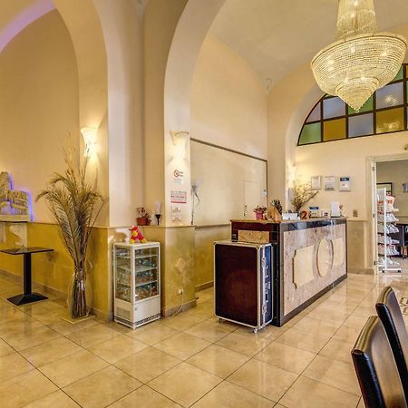 Hotel Maryelen Рим Екстериор снимка