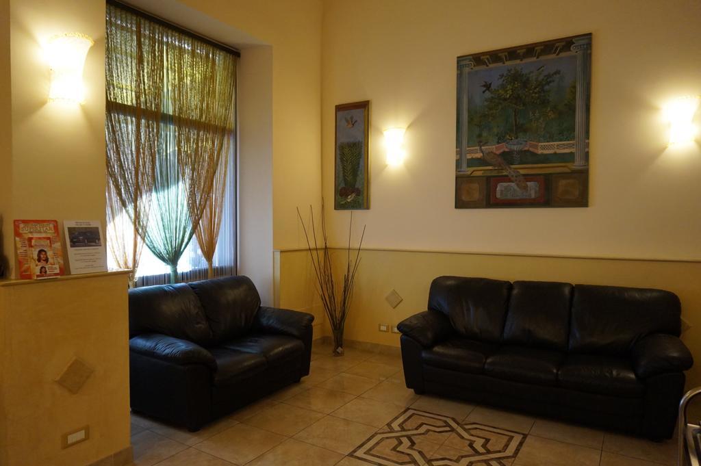 Hotel Maryelen Рим Екстериор снимка