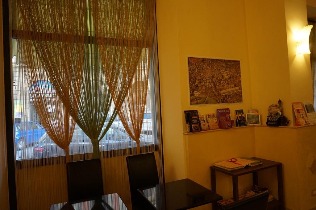 Hotel Maryelen Рим Екстериор снимка